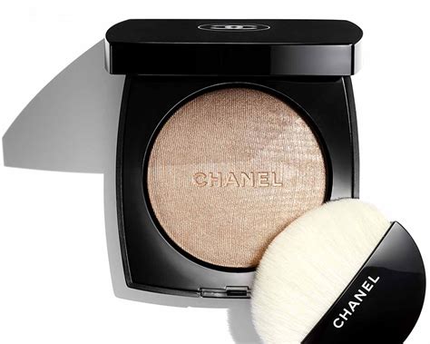 chanel poudre lumiere highlighting powder.